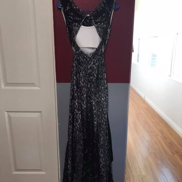 🌺Black and White Prom Dress (S)🌺 - Picture 2 of 3